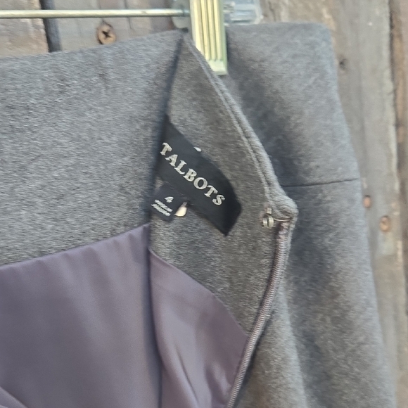 Talbots women  blend 2- piece suits Classic Gray skirt  A-line - Picture 11 of 14
